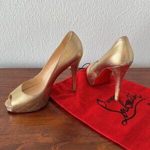 Christian Louboutin Gold Platform Peep Toe Heels - Size 7.5US/37.5 EU